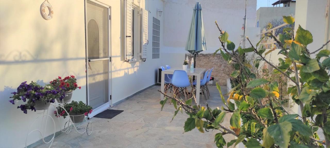 Hibiscus Home Aegina Eksteriør billede
