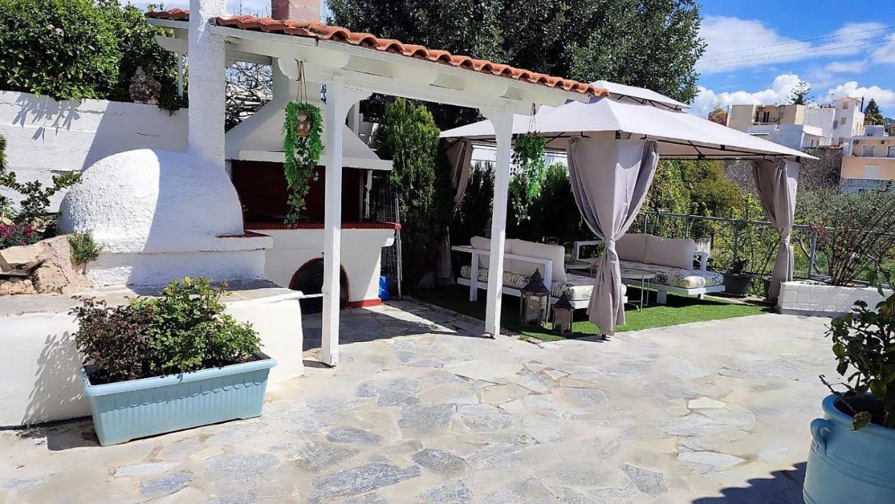 Hibiscus Home Aegina Eksteriør billede